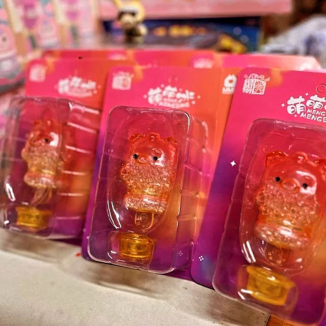 Meng Meng Bing - Sunshine King Pig Popsicle Mini-Figure